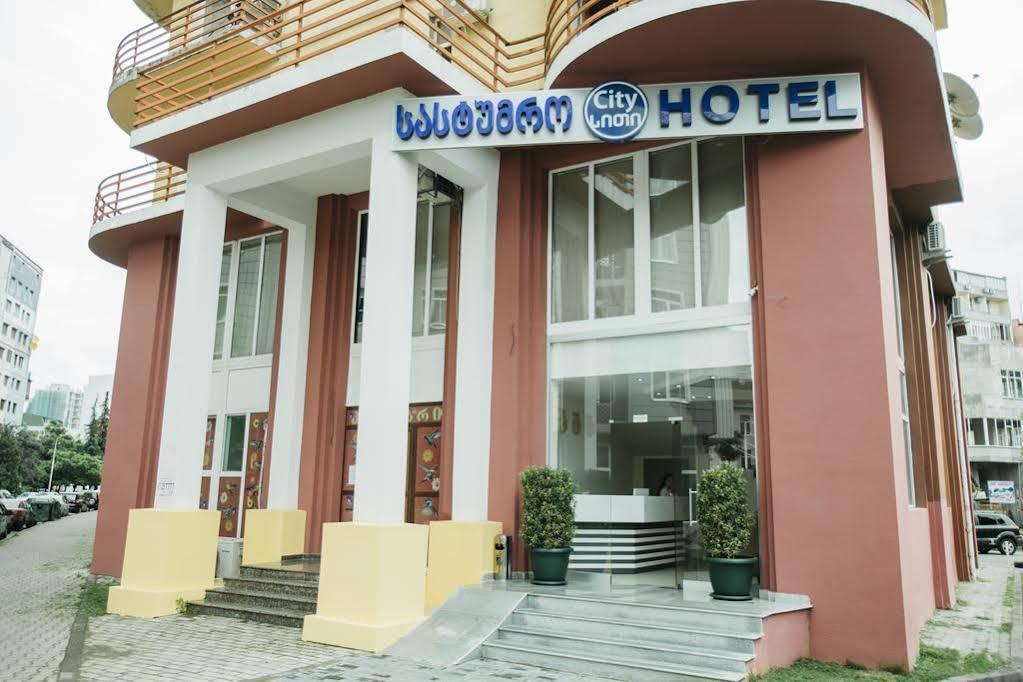 City Hotel Batumi Exterior foto