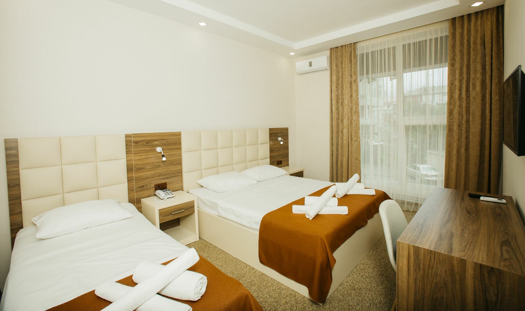 City Hotel Batumi Exterior foto